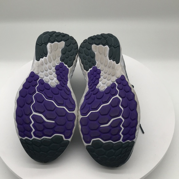 New Balance womens   Fresh Foam Running Shoe size 11 US - Picture 5 of 6